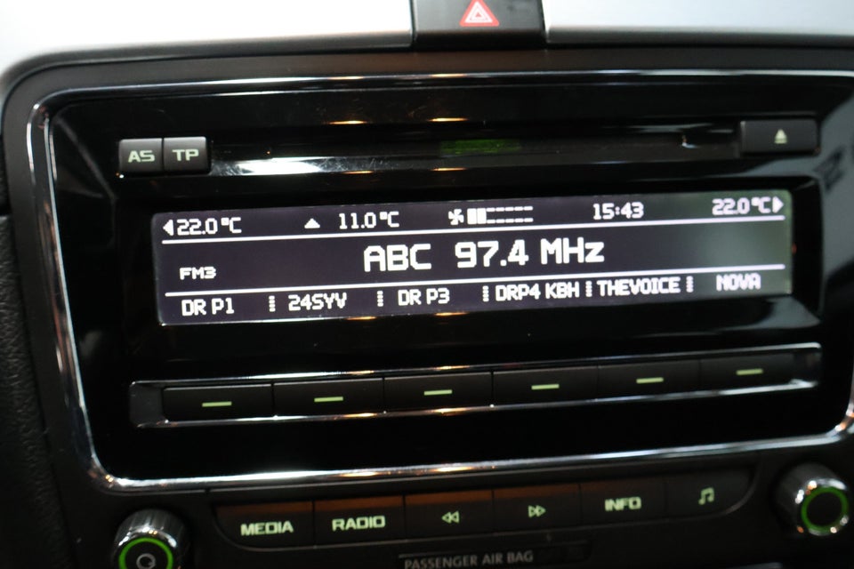 Skoda Superb 1,4 TSi 125 Elegance Combi 5d