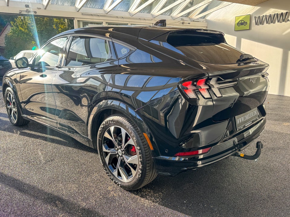 Ford Mustang Mach-E 88 Premium Extended Range 5d