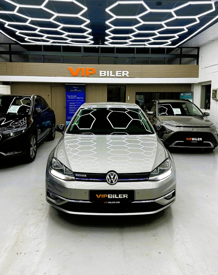 VW Golf VII 1,5 TSi 130 Comfortline DSG 5d