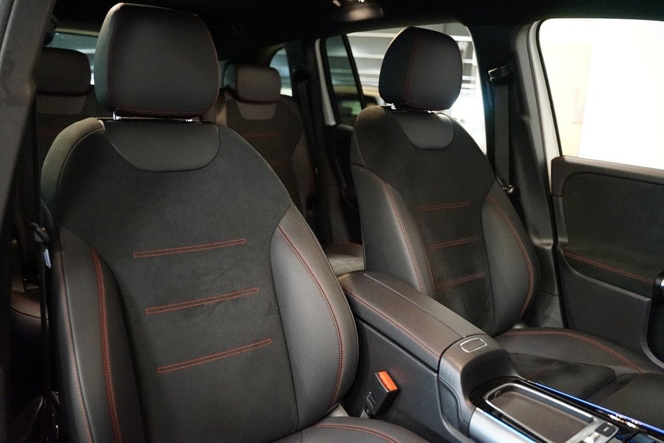 Mercedes EQB250+ AMG Line 5d