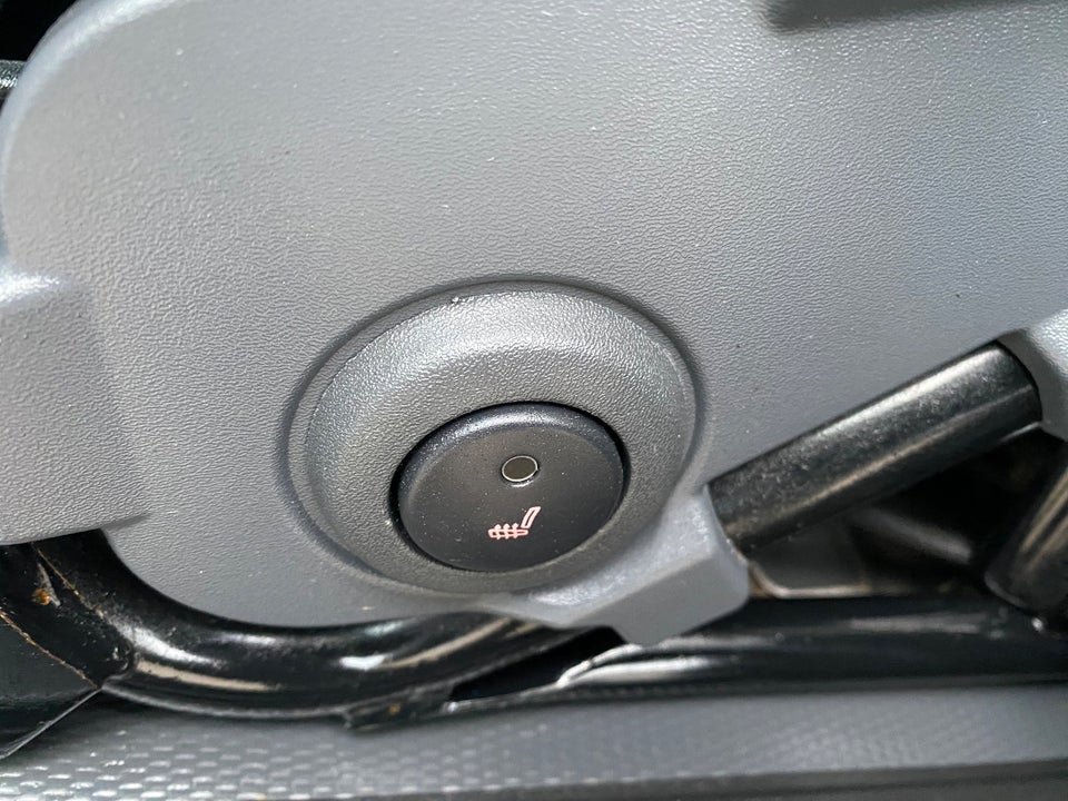 Peugeot Boxer 335 2,2 BlueHDi 140 L2H2 Premium