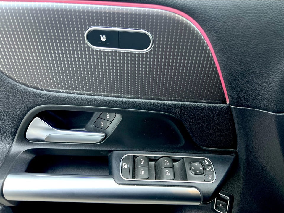 Mercedes EQA250+ Progressive 5d