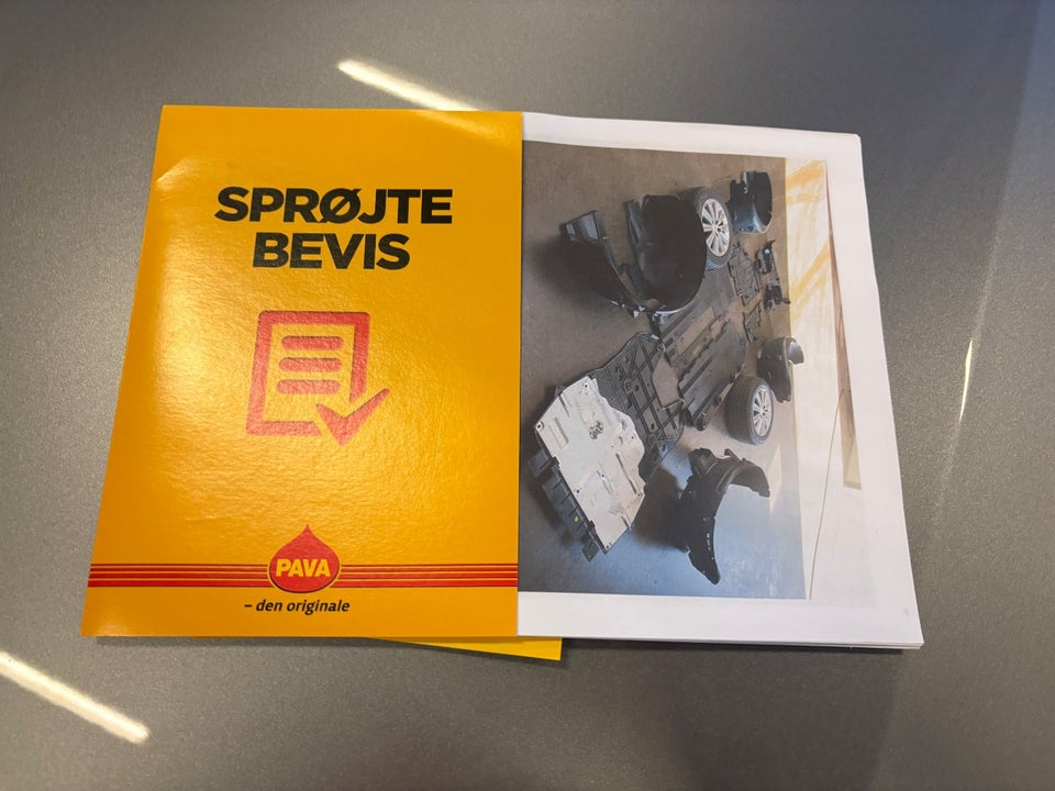 Peugeot 308 1,5 BlueHDi 130 Allure Pack 5d