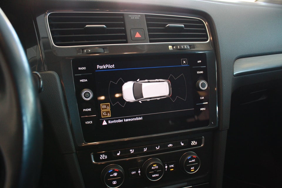 VW Golf VII 2,0 TDi 150 Comfortline DSG 5d