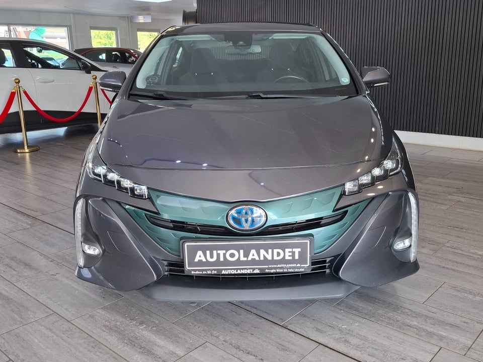Toyota Prius 1,8 Plug-in Hybrid H3 MDS 5d