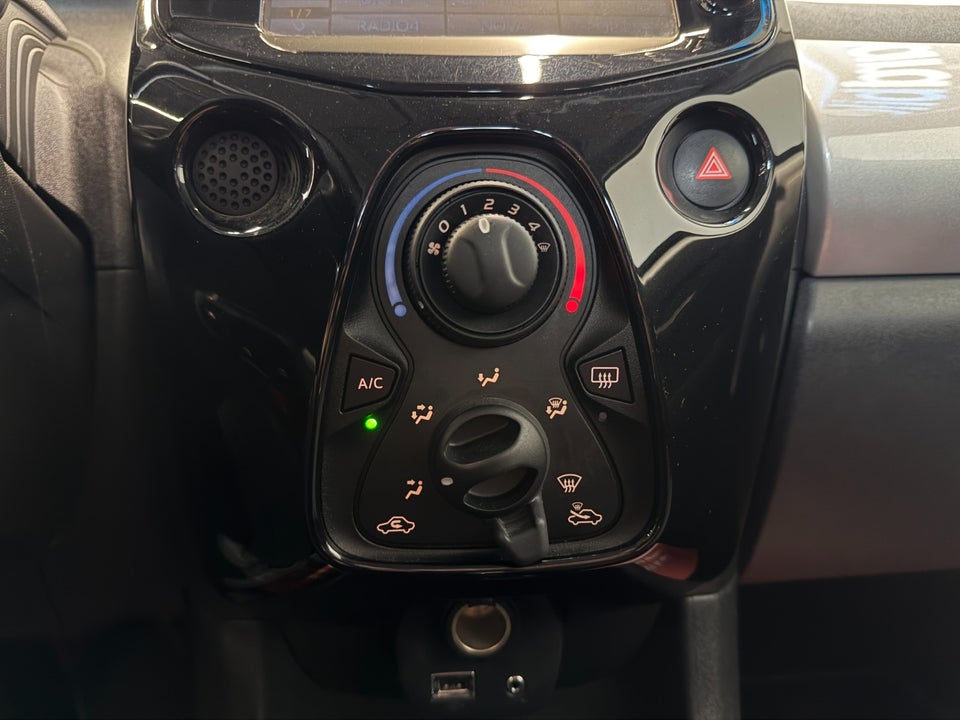 Toyota Aygo 1,0 VVT-i Air 5d