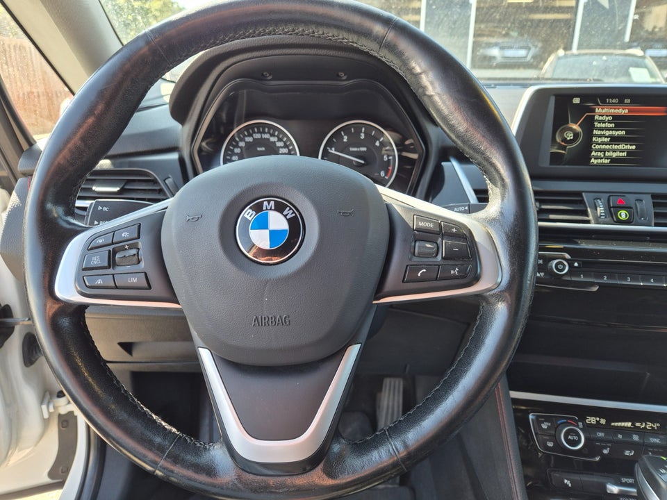 BMW 218d 2,0 Active Tourer Advantage 5d
