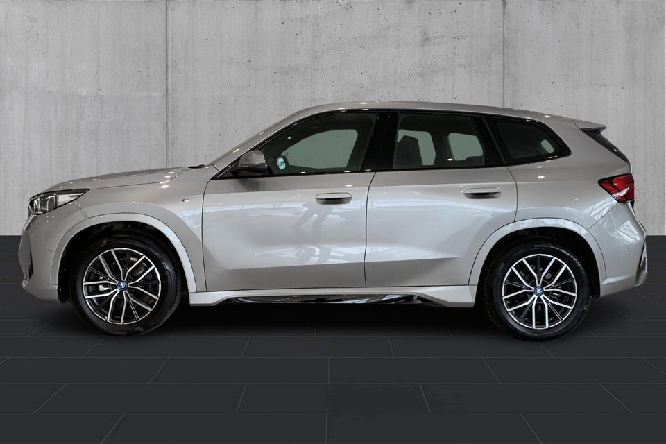 BMW iX1 eDrive20 M-Sport 5d