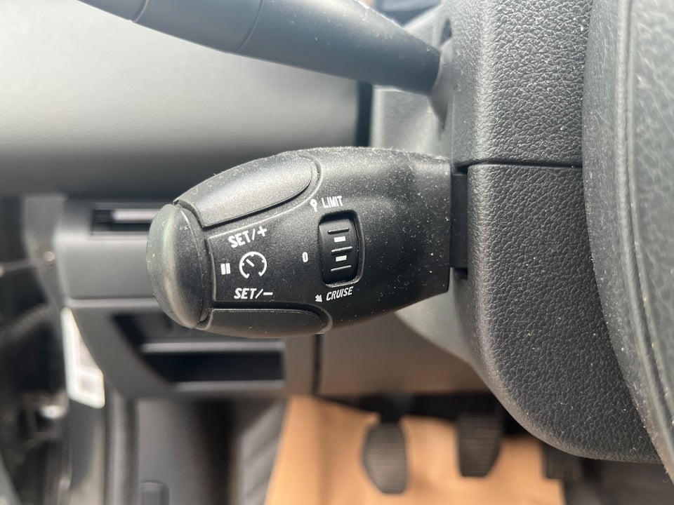 Peugeot 3008 1,6 HDi 110 Premium 5d