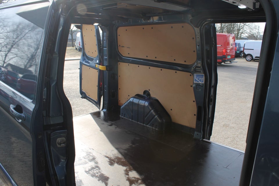 Ford Transit Custom 320L 2,0 TDCi 185 Sport aut.