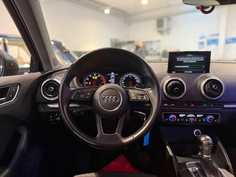 Audi A3 35 TFSi Sport Sportback S-tr. 5d