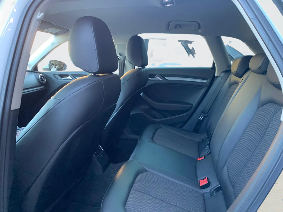 Audi A3 1,4 TFSi 150 Ambiente Sportback S-tr. 5d