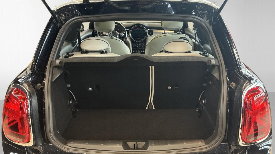 MINI Cooper SE Yours Trim 3d