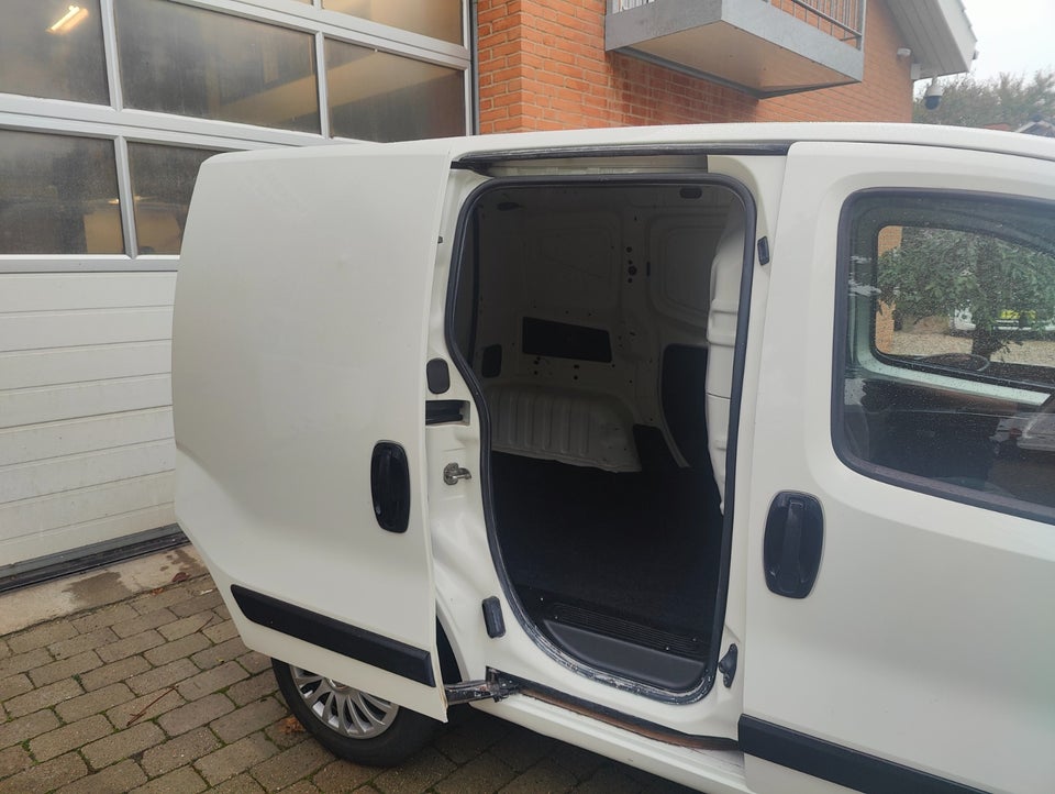 Fiat Fiorino 1,3 MJT 75 Professional Van 5d