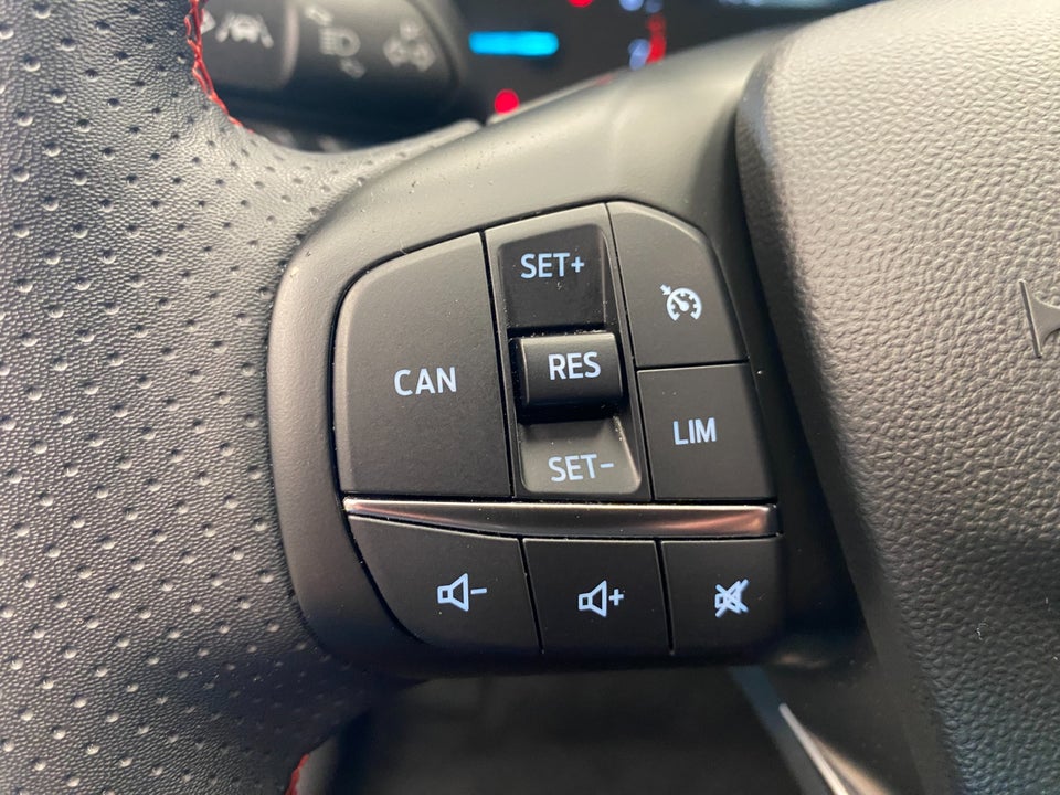 Ford Fiesta 1,0 EcoBoost mHEV ST-Line 5d