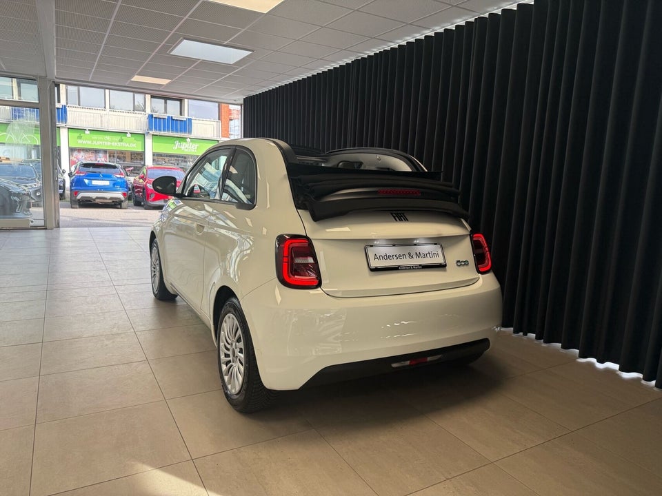 Fiat 500e 42 Icon Cabrio 2d
