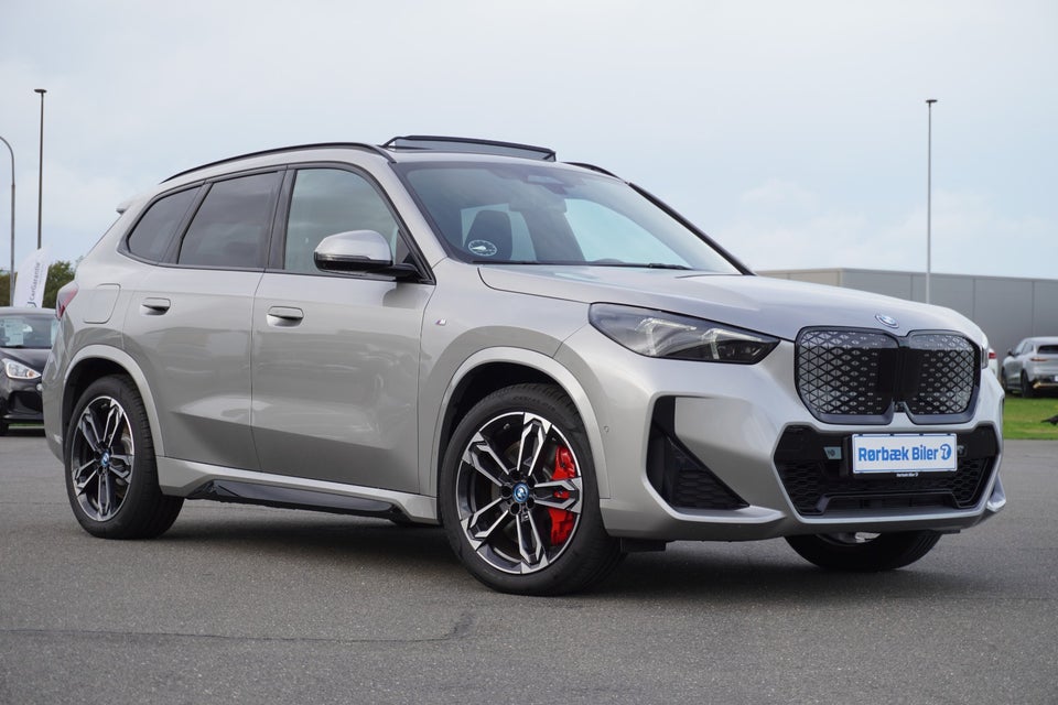 BMW iX1 xDrive30 M-Sport 5d