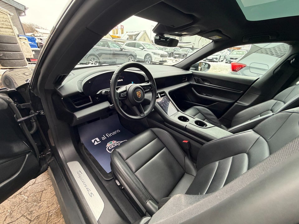 Porsche Taycan 4S Performance+ 4d