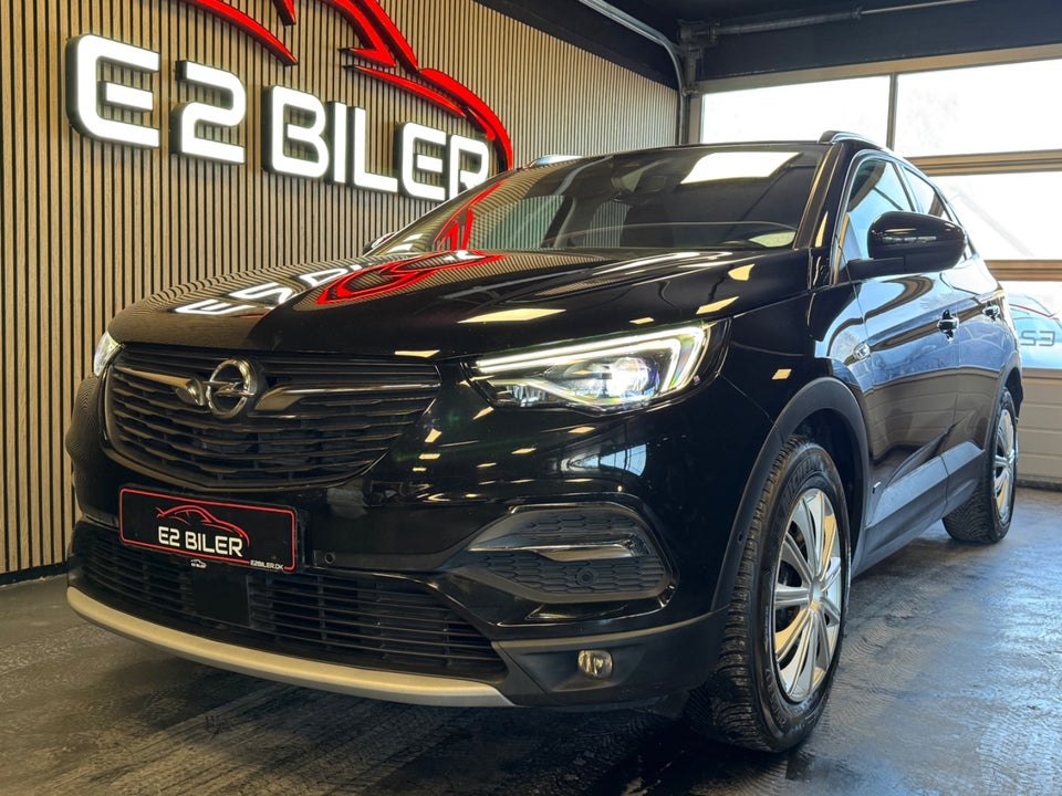 Opel Grandland X 1,6 Hybrid4 Ultimate aut. 5d