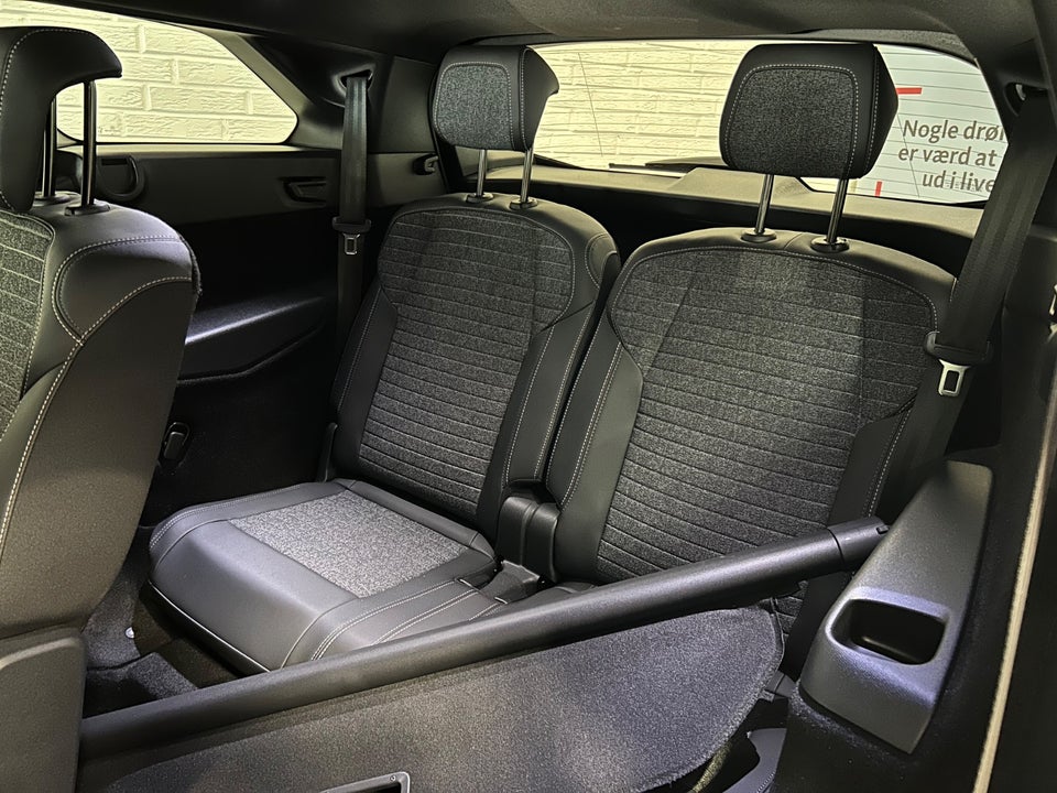 Peugeot e-5008 77 Allure 7prs 5d