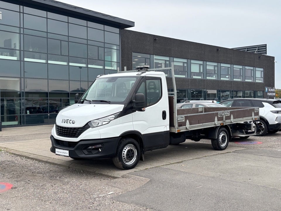 Iveco Daily 2,3 35S14 10,8m³ Van