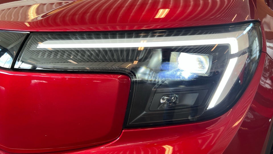 Ford Explorer 77 Premium Extended Range 5d