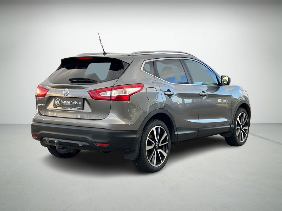 Nissan Qashqai 1,2 Dig-T 115 Tekna 5d