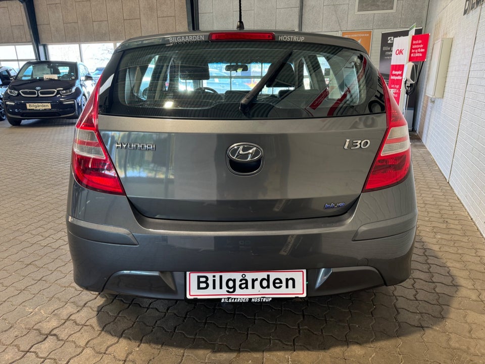 Hyundai i30 1,6 CRDi 90 Classic 5d