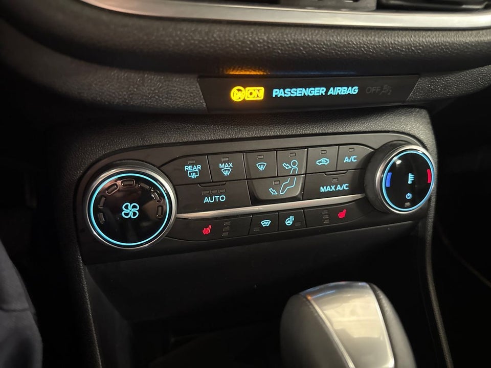 Ford Fiesta 1,0 EcoBoost mHEV ST-Line X DCT 5d