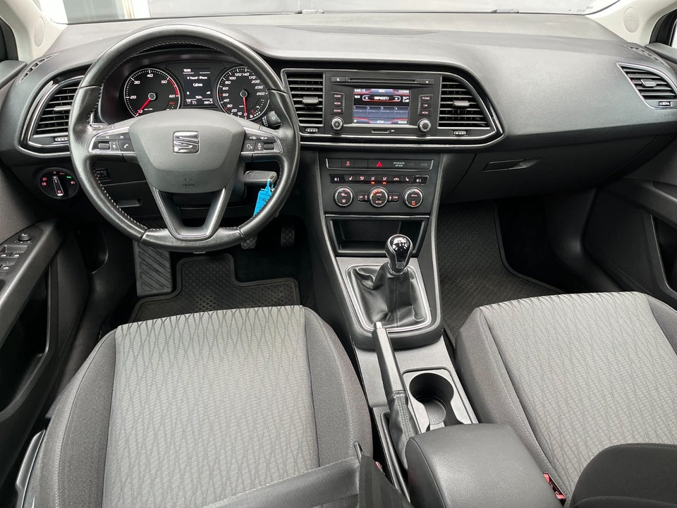 Seat Leon 1,6 TDi 105 Reference ST 5d