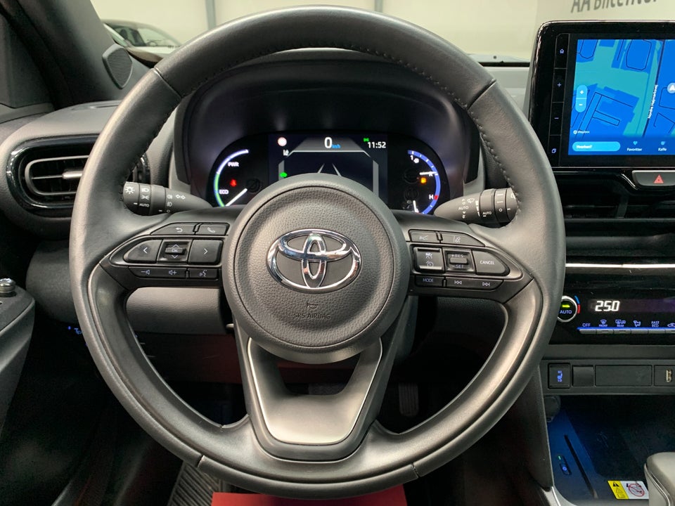 Toyota Yaris Cross 1,5 Hybrid Style Tech+ e-CVT 5d