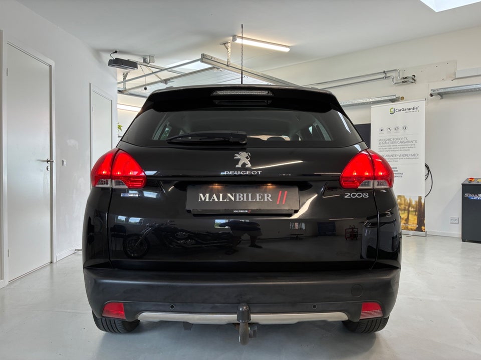 Peugeot 2008 1,2 e-THP 110 Style 5d