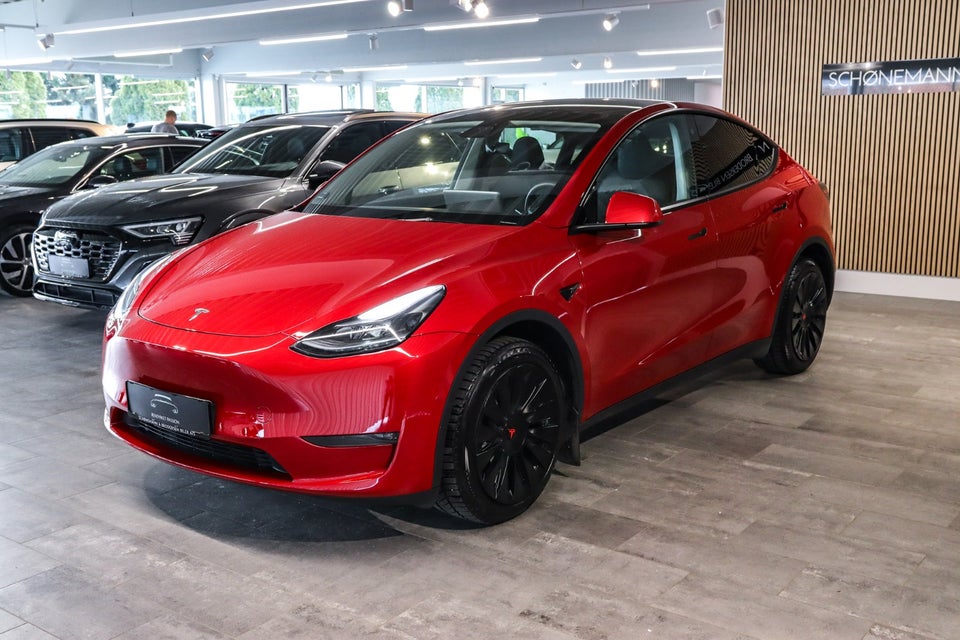 Tesla Model Y Long Range AWD 5d