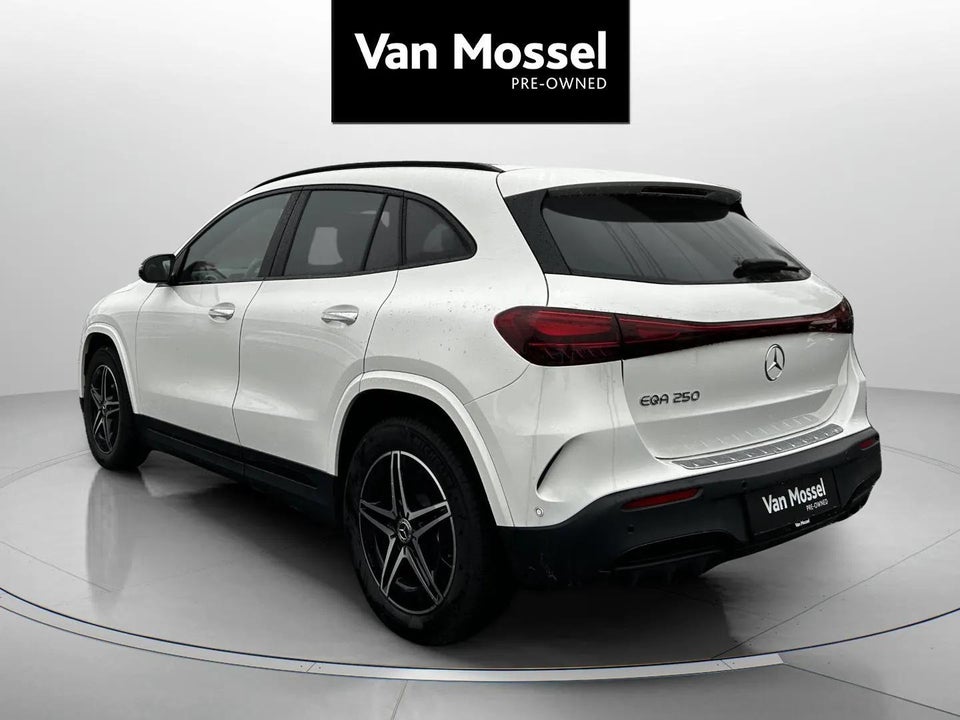 Mercedes EQA250 AMG Line 5d