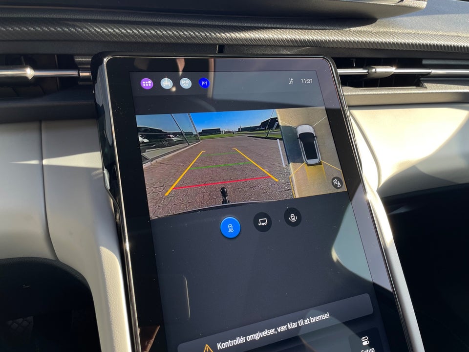 Ford Explorer 82 Premium Extended Range 5d