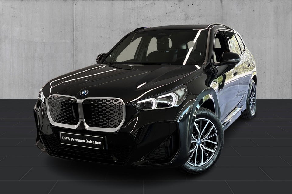 BMW iX1 xDrive30 M-Sport 5d