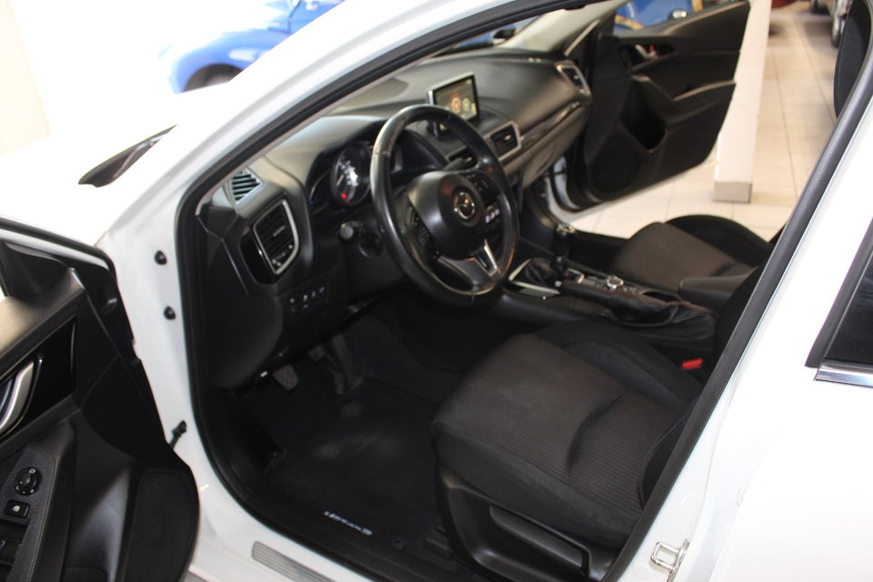 Mazda 3 1,5 SkyActiv-G 100 Vision 4d