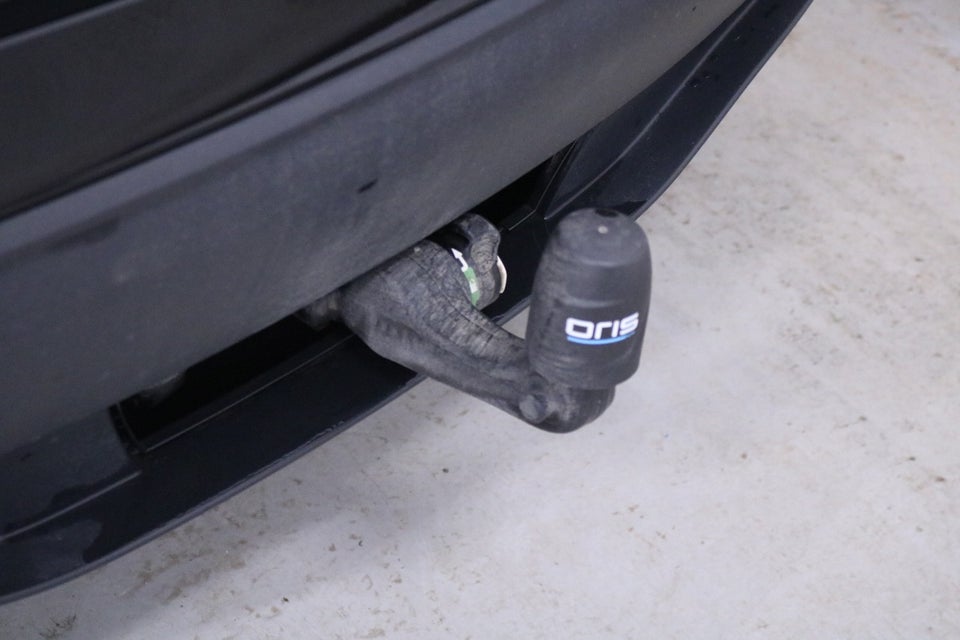 Tesla Model Y Long Range AWD 5d