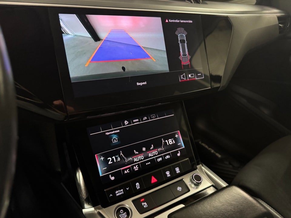 Audi Q8 e-tron 55 quattro 5d