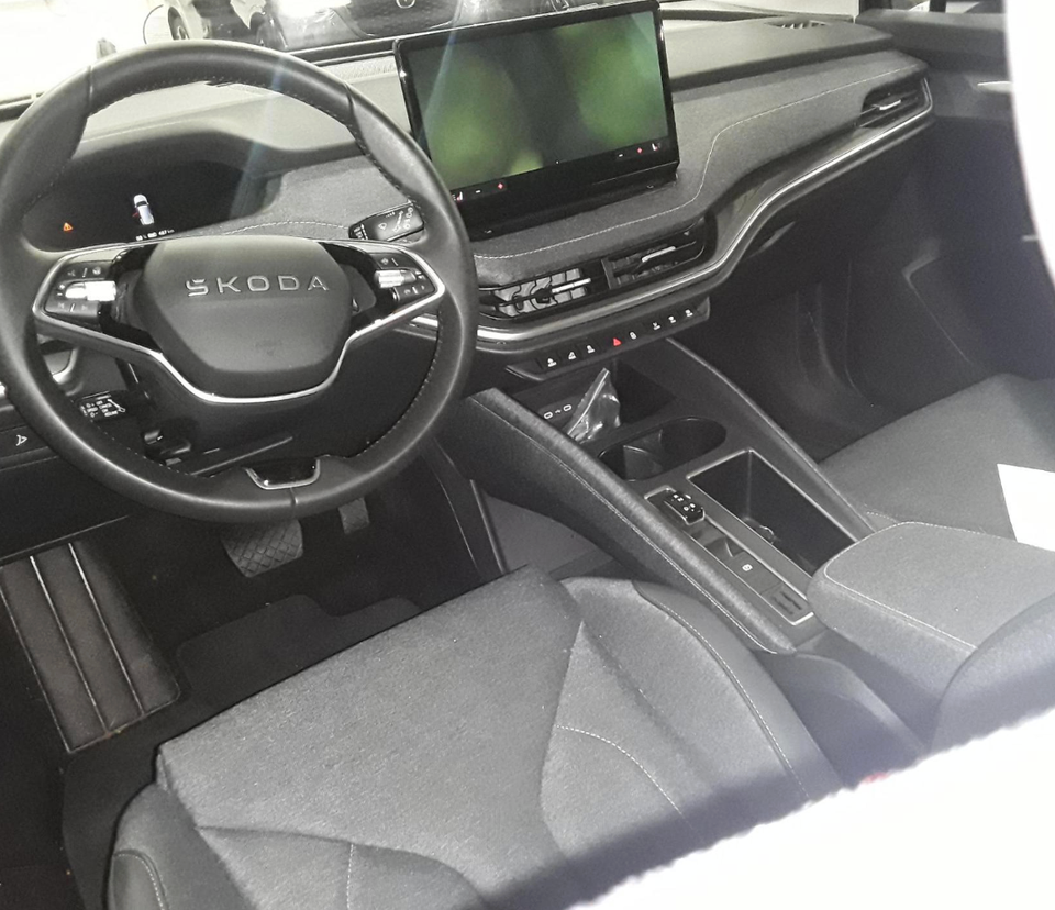 Skoda Elroq 85 iV Loft 5d