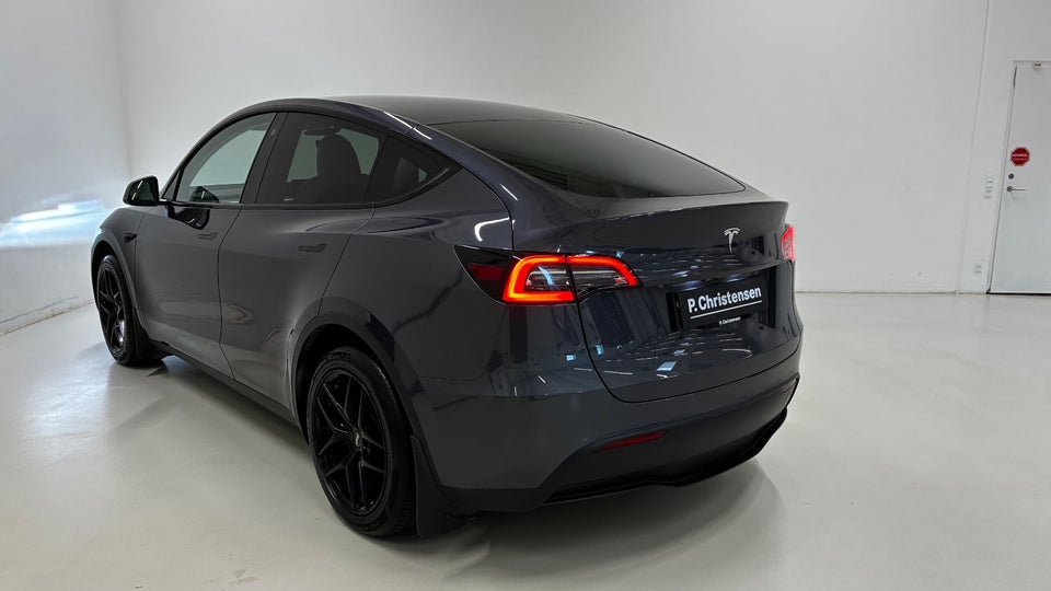 Tesla Model Y RWD 5d
