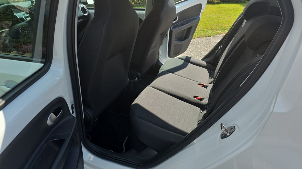 VW e-Up! Move Up! 5d