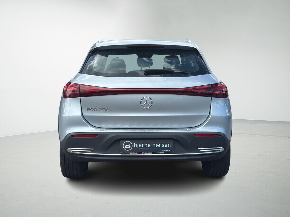 Mercedes EQA250+ Progressive 5d