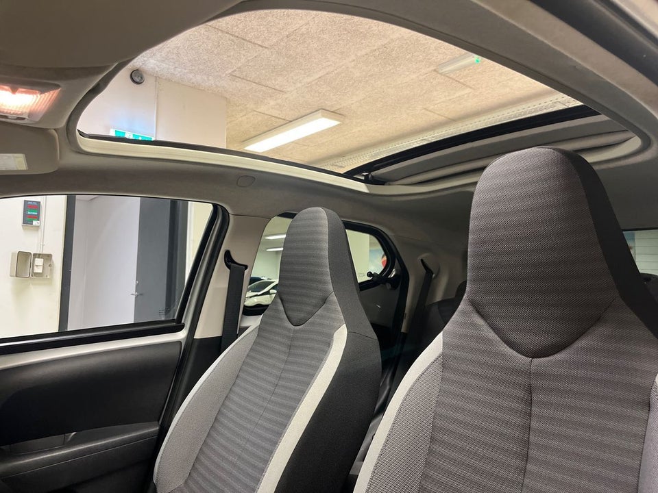 Toyota Aygo 1,0 VVT-i x-sky 5d