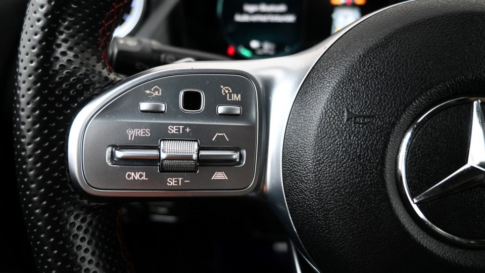 Mercedes EQA350 AMG Line 4Matic 5d