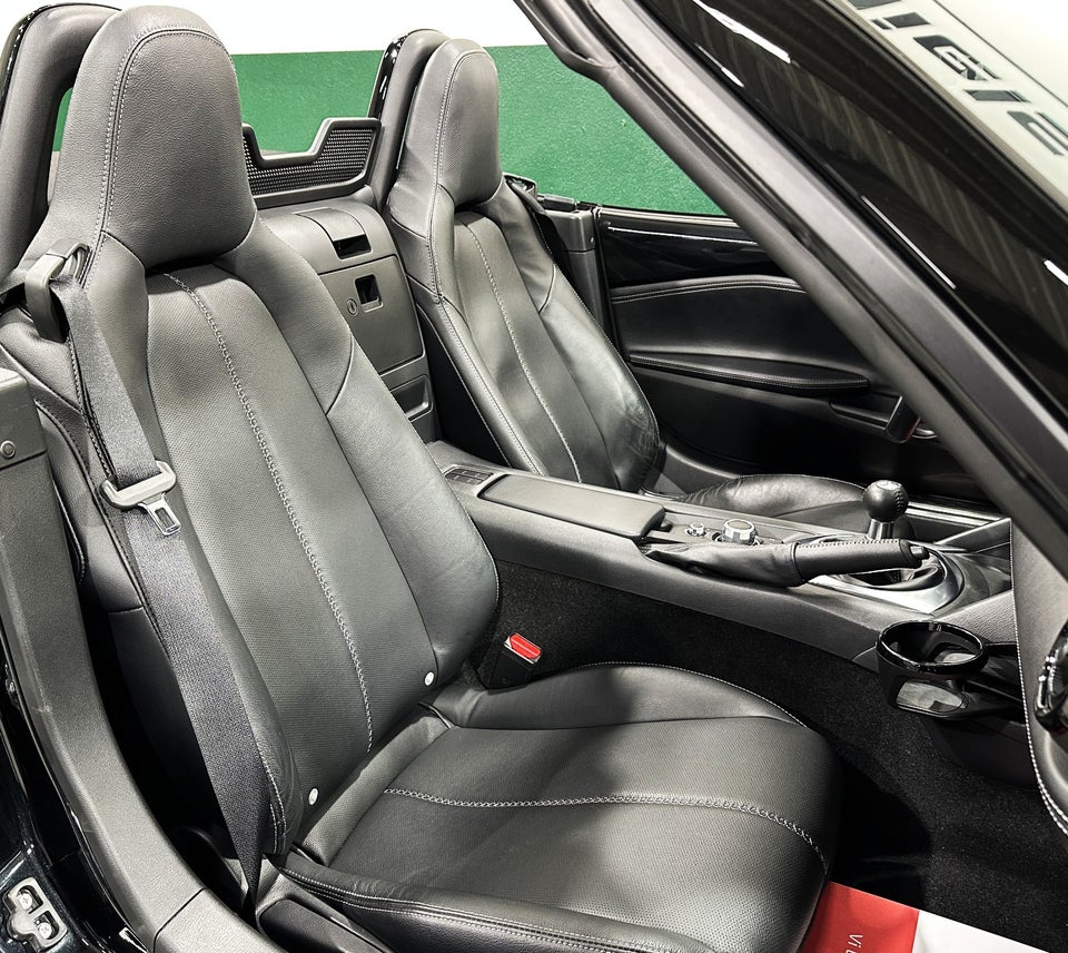 Mazda MX-5 2,0 SkyActiv-G 184 Roadster Homura 2d