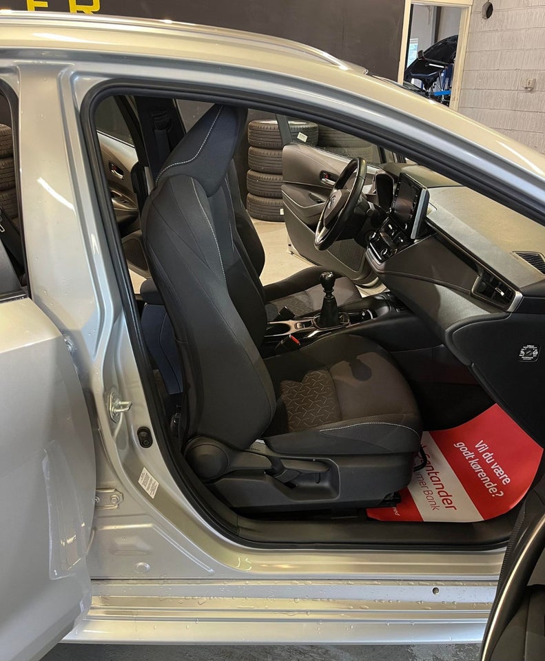 Toyota Corolla 1,2 T3 Smart Touring Sports 5d