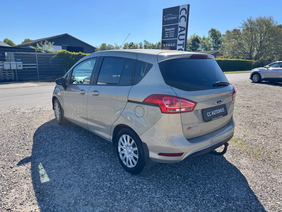 Ford B-MAX 1,0 SCTi 100 Titanium 5d