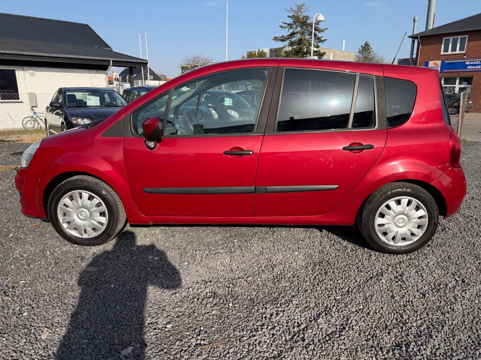 Renault Grand Modus 1,2 16V TCe Expression 5d