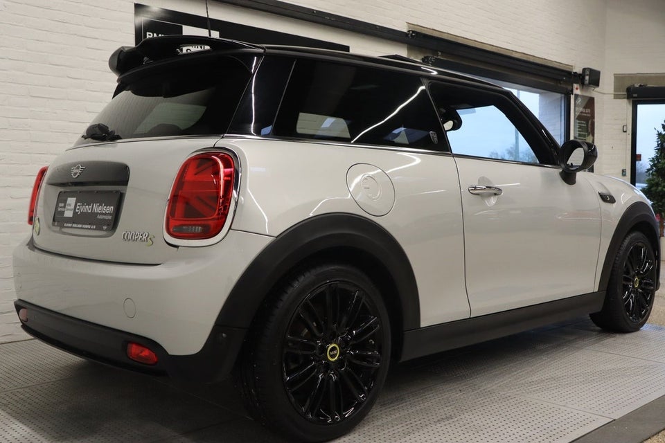 MINI Cooper SE Yours Trim 3d